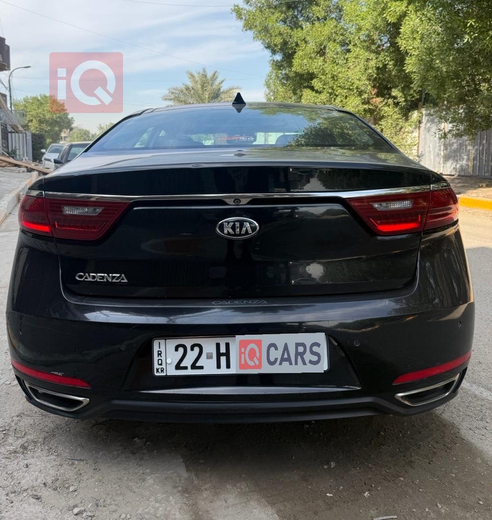 Kia Cadenza
